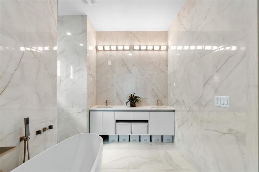 Furnished interior view inside a new home in , Venice (Image 26). Furnished interior view inside a new home in , Venice (Image 26).