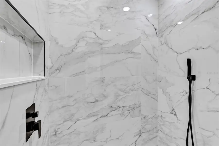 Close-up of interior finishes inside a home in , Dunnellon (Image 13). Close-up of interior finishes inside a home in , Dunnellon (Image 13).