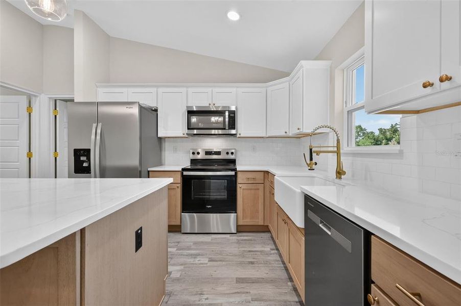 Furnished interior view inside a new home in , Ocala (Image 8).