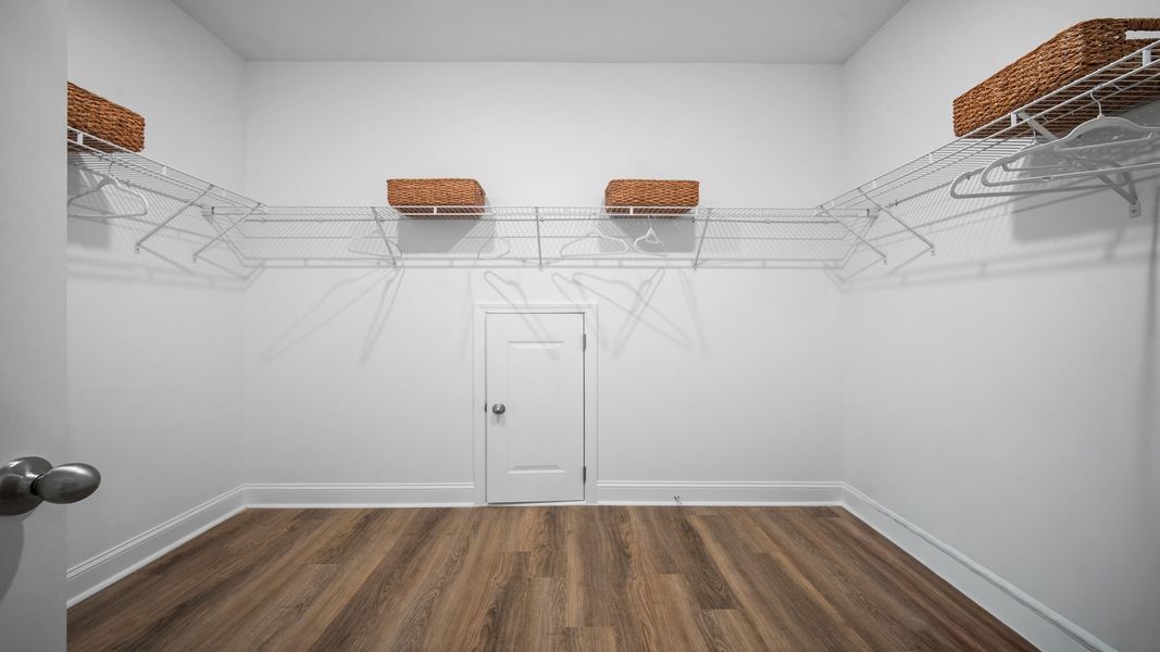 Representative unfurnished interior of a home built from the Cantey-exp by D.R. Horton in The Lakes at North Glynn, Brunswick (Image 22).