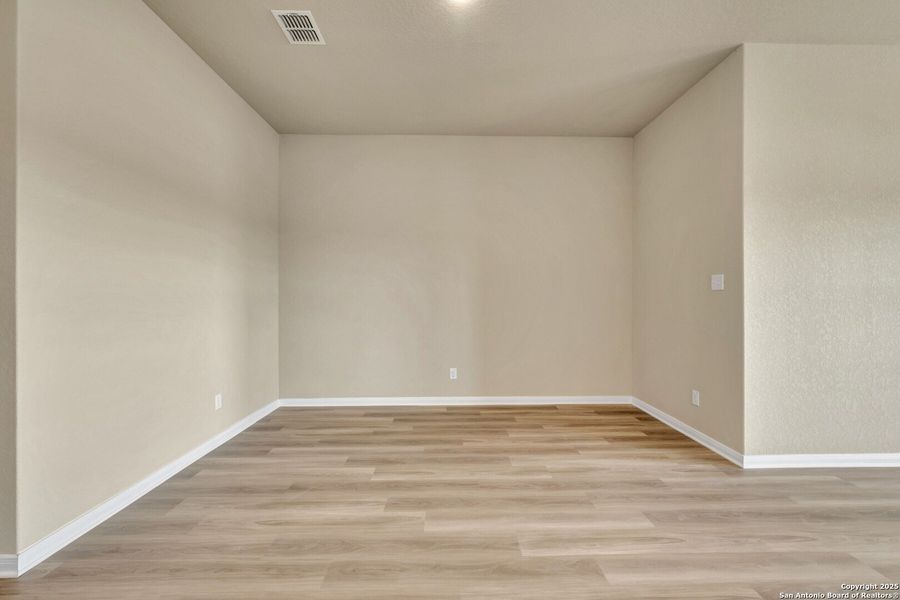 Spacious, unfurnished interior of a new home in Greenspoint Heights, Seguin (Image 29). Spacious, unfurnished interior of a new home in Greenspoint Heights, Seguin (Image 29).
