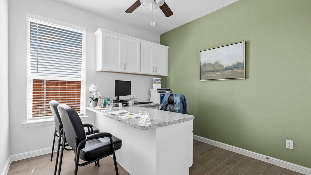 Furnished interior view inside a new home in Terra Trace, Fort Worth (Image 35). Furnished interior view inside a new home in Terra Trace, Fort Worth (Image 35).