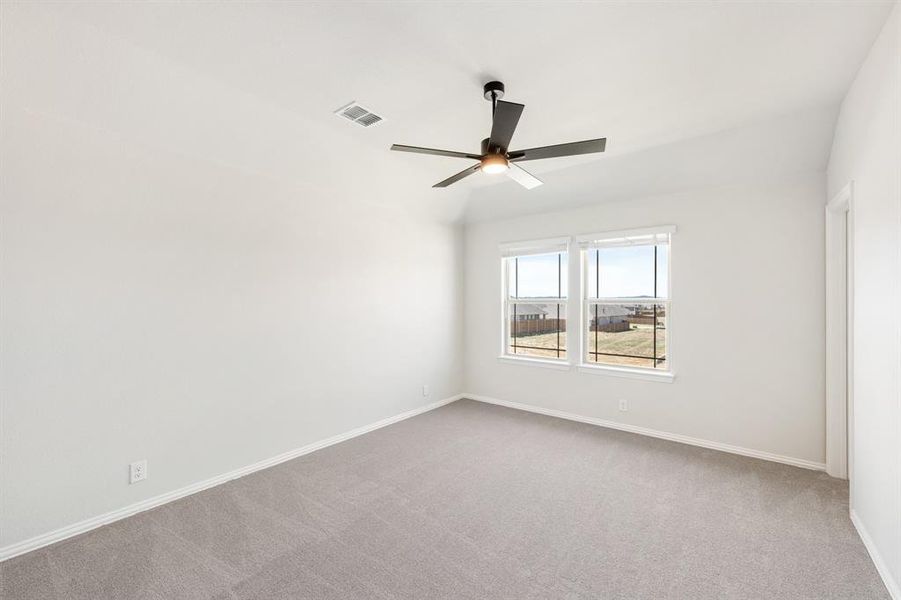 Spacious, unfurnished interior of a new home in Parks at Panchasarp Farms 65, Burleson (Image 33). Spacious, unfurnished interior of a new home in Parks at Panchasarp Farms 65, Burleson (Image 33).