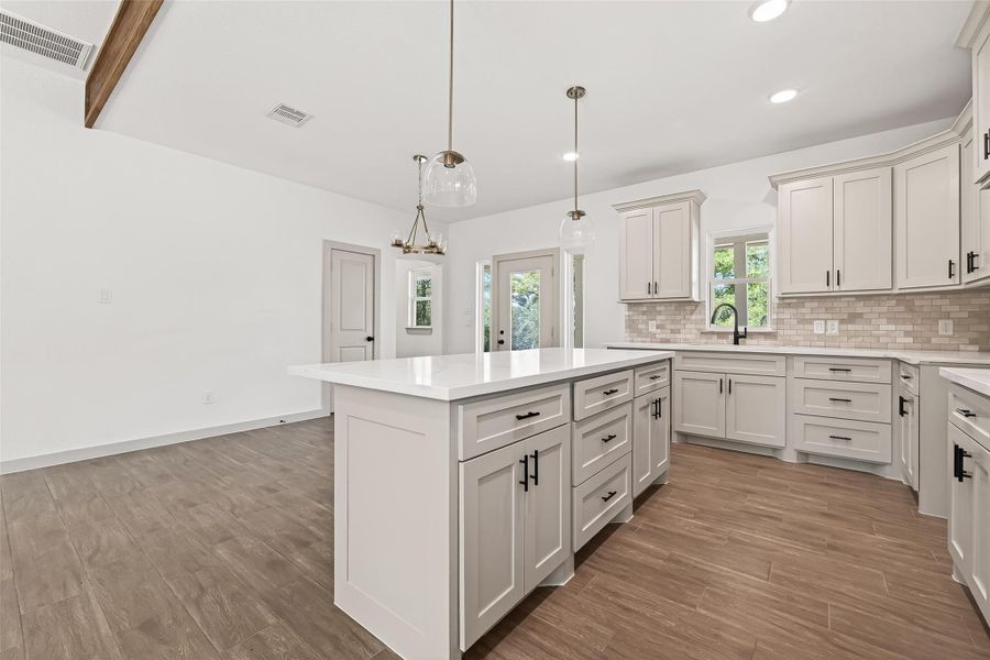 Furnished interior view inside a new home in , Hempstead (Image 9).
