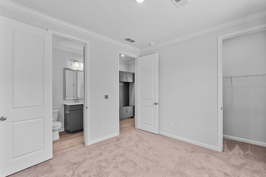 Spacious, unfurnished interior of a new home in Lilah Grove, Summerfield (Image 29).