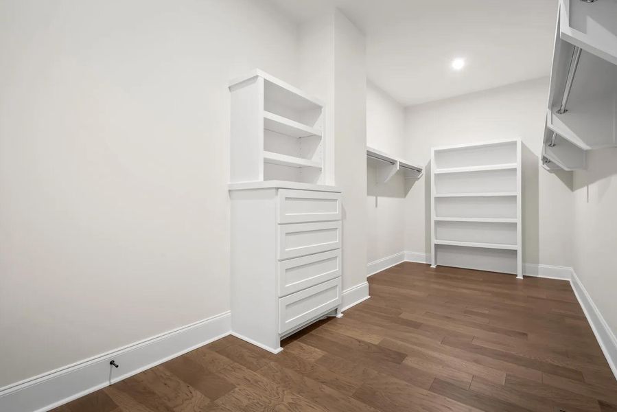 The Marabelle E Primary Suite Closet