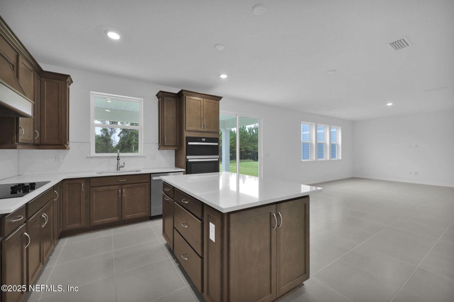 Furnished interior view inside a new home in Hyland Trail, Green Cove Springs (Image 5). Furnished interior view inside a new home in Hyland Trail, Green Cove Springs (Image 5).