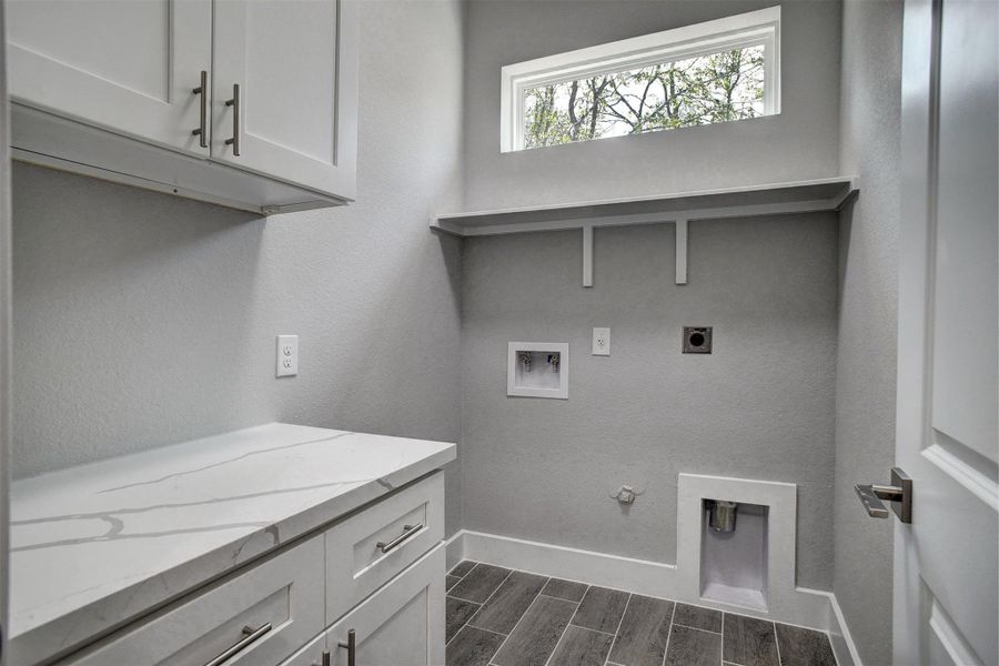 Furnished interior view inside a new home in , Bastrop (Image 5).