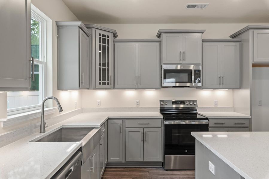Furnished interior view inside a new home in Parker's Preserve, Ridgeville (Image 10).