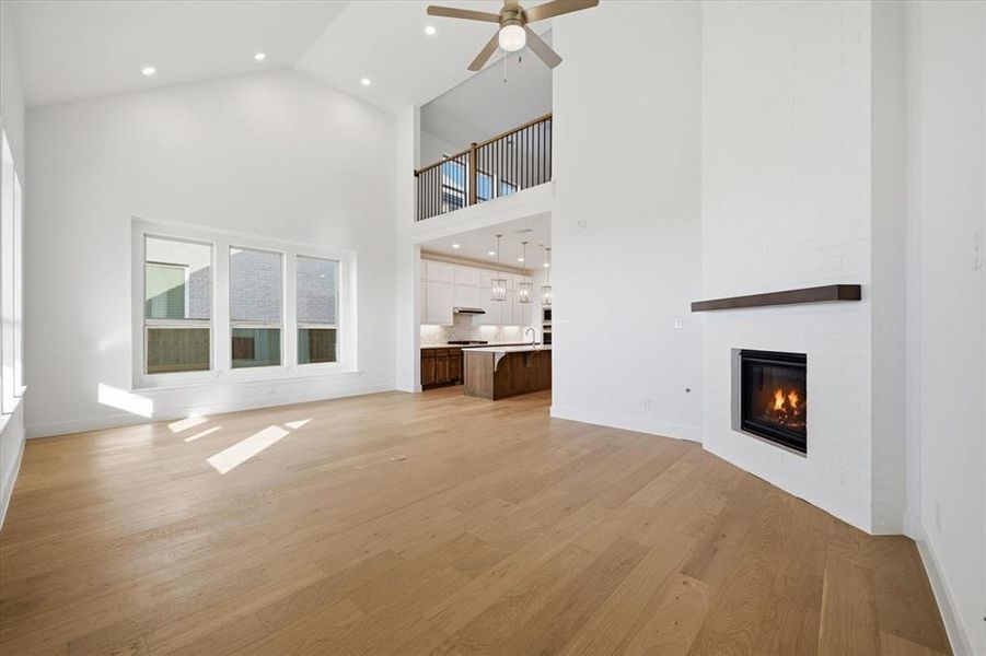 Spacious, unfurnished interior of a new home in Cambridge Crossing, Celina (Image 15).