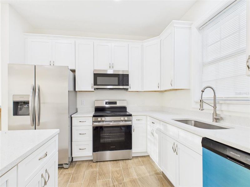 Furnished interior view inside a new home in , Fort Meade (Image 5).