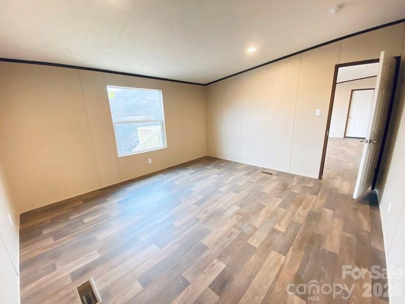 Spacious, unfurnished interior of a new home in , Sylva (Image 16).