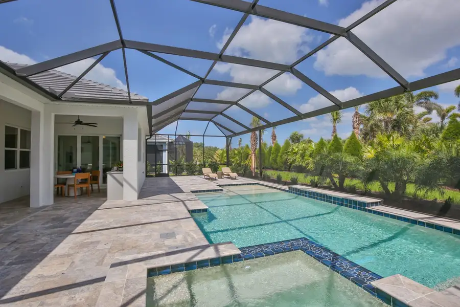 Exterior details and patio area of a home in Windward, Lakewood Ranch (Image 4).