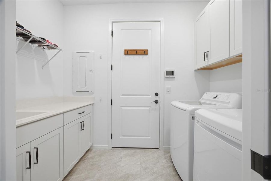 Furnished interior view inside a new home in Del Webb Stone Creek, Ocala (Image 18). Furnished interior view inside a new home in Del Webb Stone Creek, Ocala (Image 18).