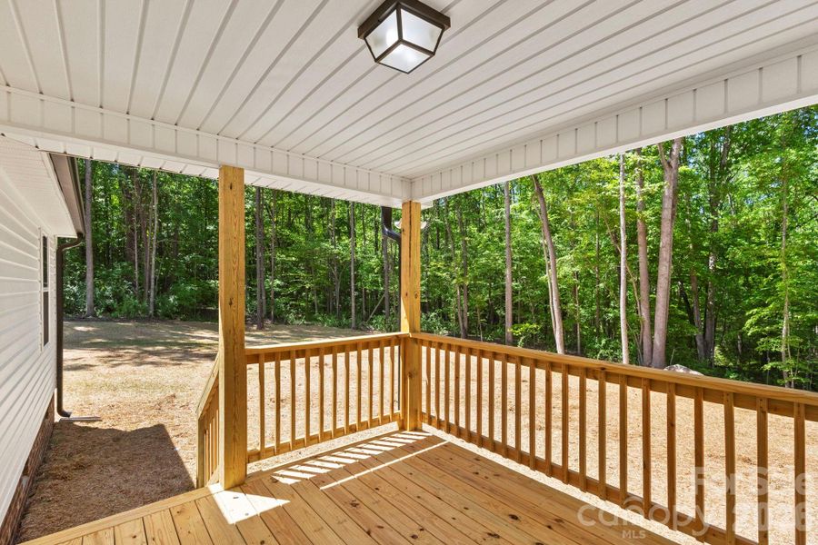 Exterior details and patio area of a home in , York (Image 21).