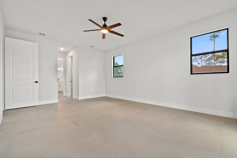 Spacious, unfurnished interior of a new home in , The Acreage (Image 46).