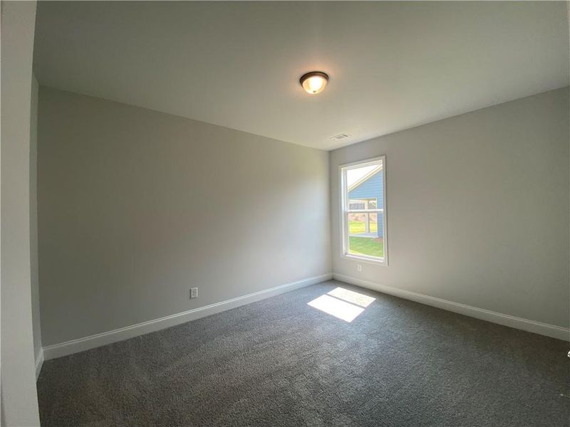 Spacious, unfurnished interior of a new home in , Jefferson (Image 24).