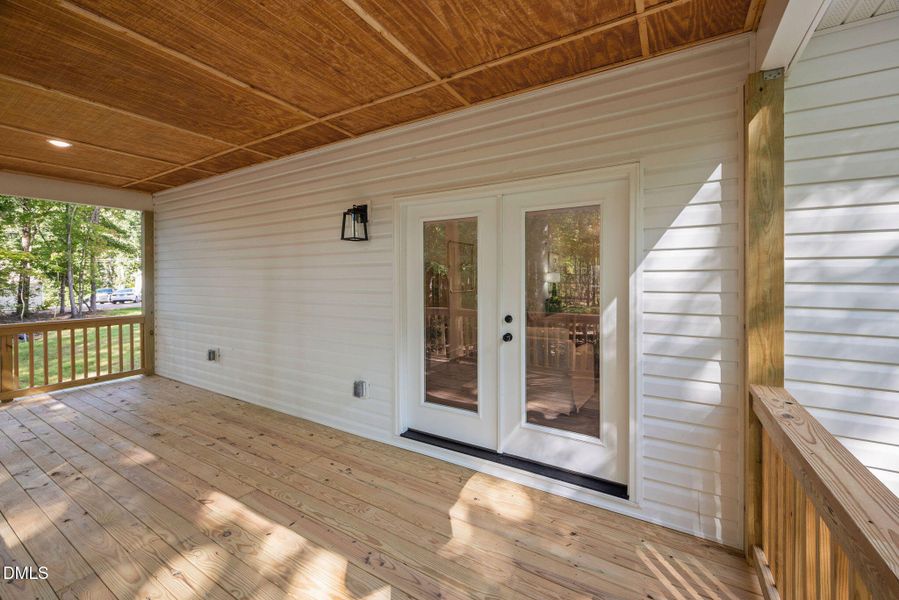 20-web-or-mls-139-clear-water-rd