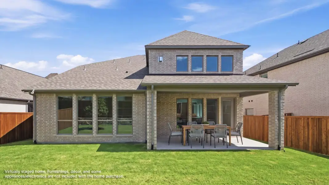 Exterior details and patio area of a home in Eliana, McKinney (Image 2).