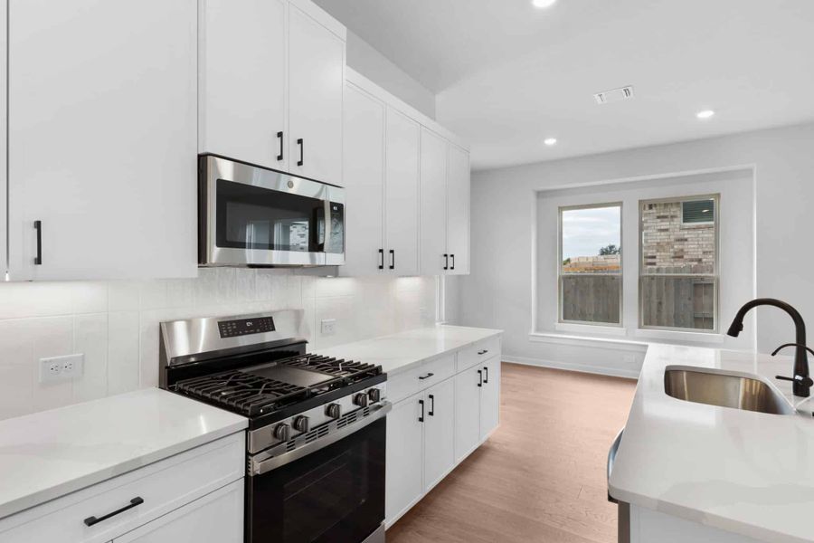 Furnished interior view inside a new home in Nolina, Georgetown (Image 9).