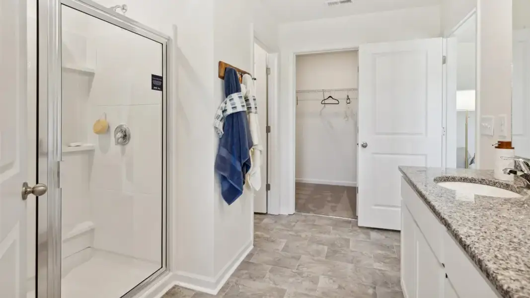 Furnished interior view inside a new home in Creekside Ridge, Dandridge (Image 24).