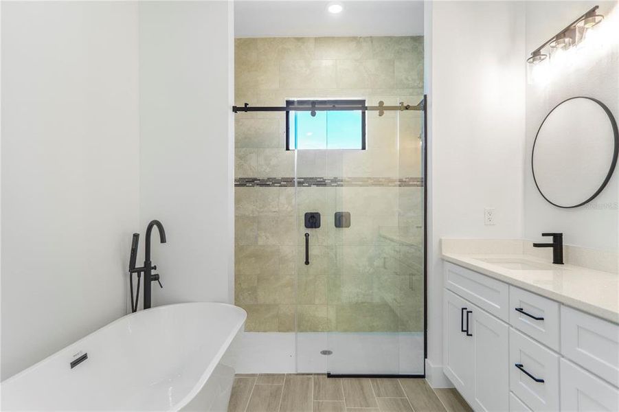 Furnished interior view inside a new home in , Ocala (Image 14).