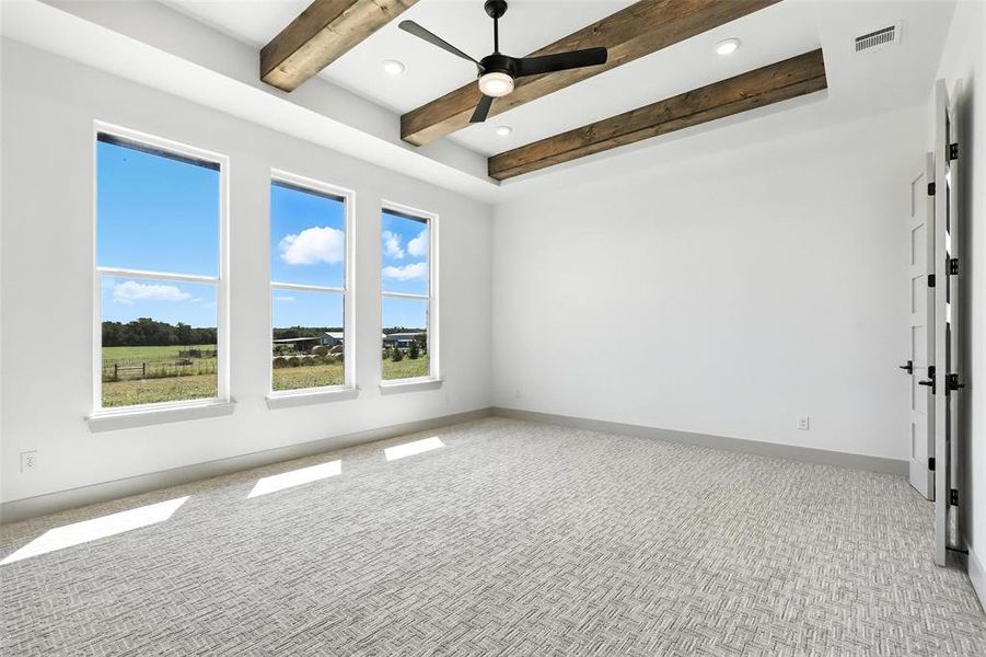 Spacious, unfurnished interior of a new home in , Weatherford (Image 24).