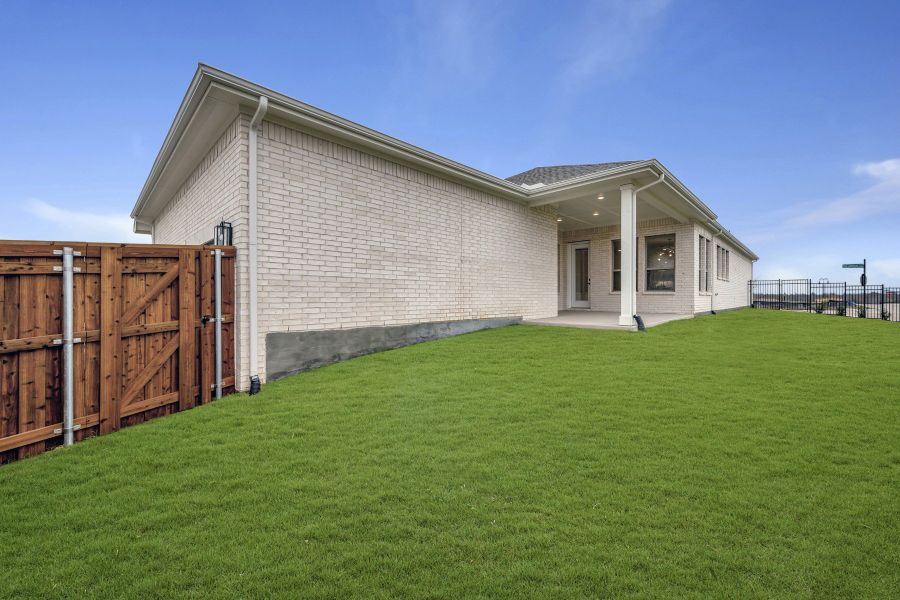 Exterior details and patio area of a home in Talia – Garden Series, Mesquite (Image 3). Exterior details and patio area of a home in Talia – Garden Series, Mesquite (Image 3).