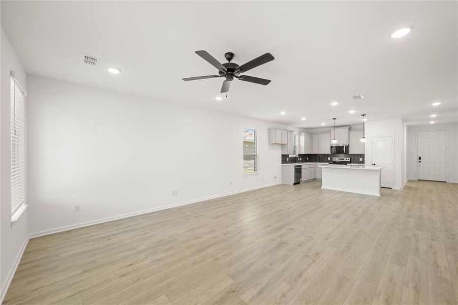 116 Honey Bee- Living Room-2