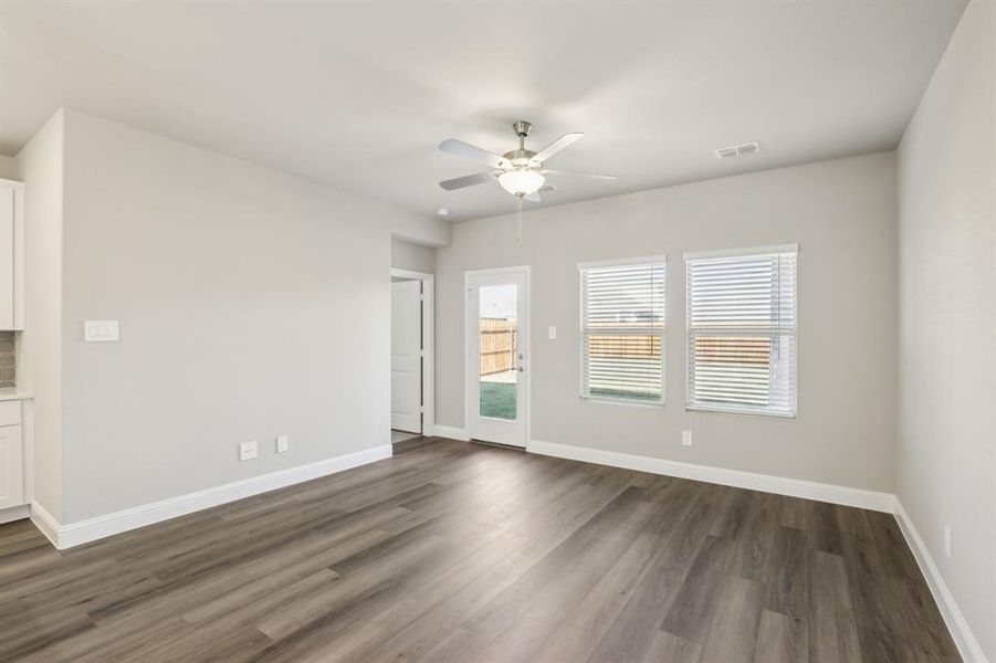 Photo is not of the actual home, but is an inspirational photo of builder’s model home and may depict options, furnishings, and/or decorator features that are not included.