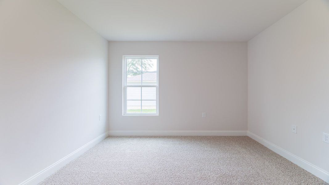 Spacious, unfurnished interior of a new home in Wesley Park, Crawfordville (Image 19).