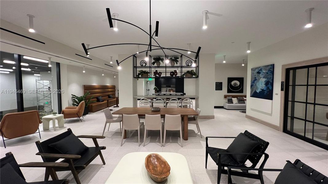 Community amenities in , Miami (Image 42).