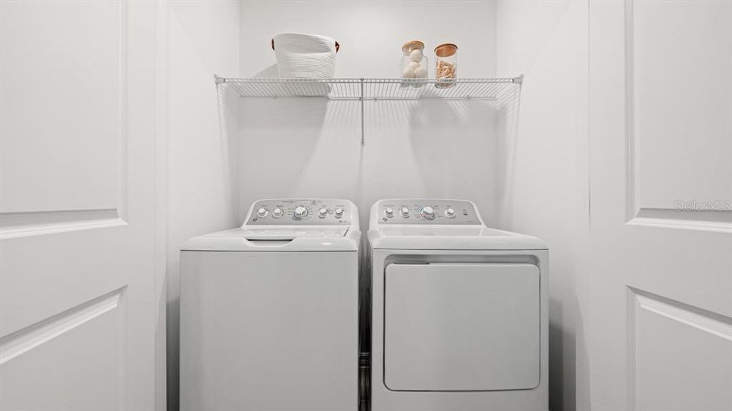 Close-up of interior finishes inside a home in Westview Community Group Page, Kissimmee (Image 19).