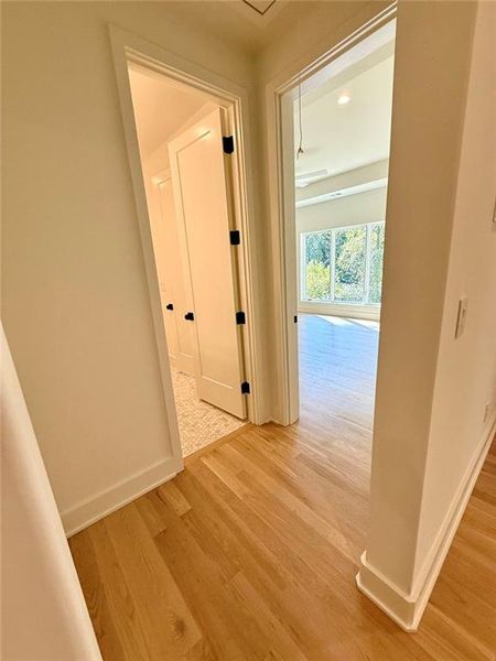 Spacious, unfurnished interior of a new home in , Sandy Springs (Image 21).