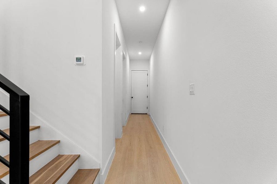 Spacious, unfurnished interior of a new home in , Dallas (Image 23).