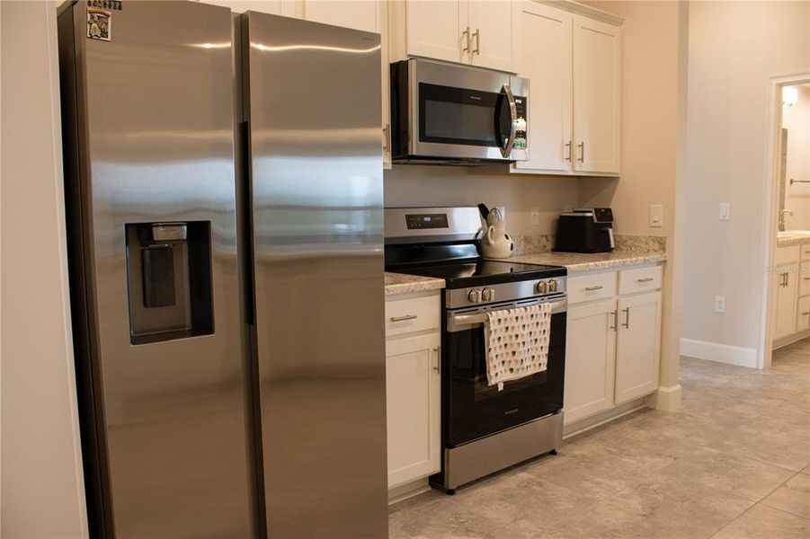 Furnished interior view inside a new home in Cadence Crossing, Auburndale (Image 12).