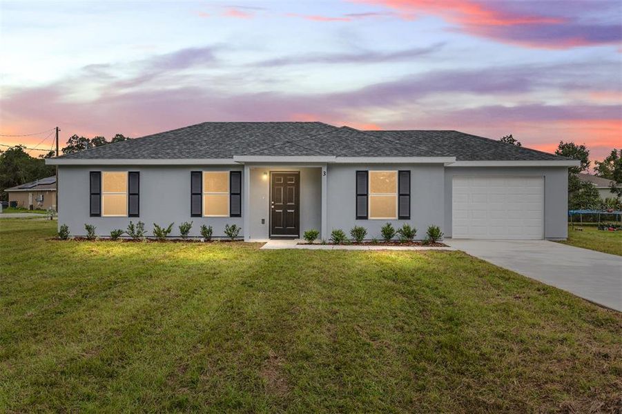 Exterior details and patio area of a home in , Ocala (Image 3).