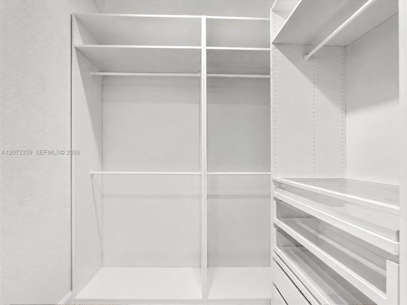 Close-up of interior finishes inside a home in , Homestead (Image 20).