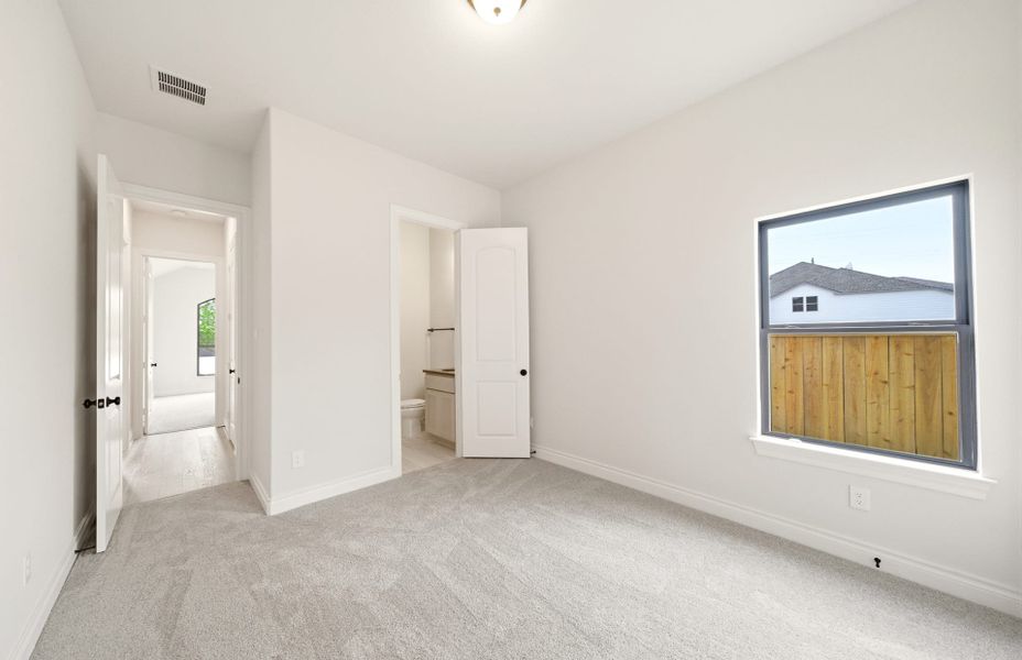 Spacious, unfurnished interior of a new home in Bridgeland 60′, Cypress (Image 49).
