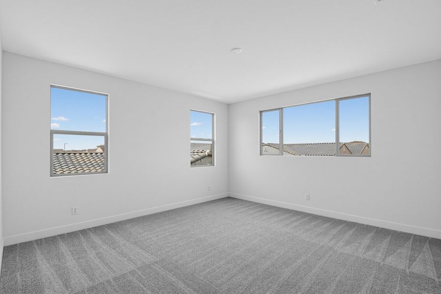 Spacious, unfurnished interior of a new home in Verdin, Phoenix (Image 22).