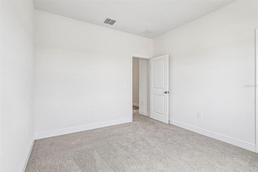 Spacious, unfurnished interior of a new home in Cyrene at Minneola, Minneola (Image 30).