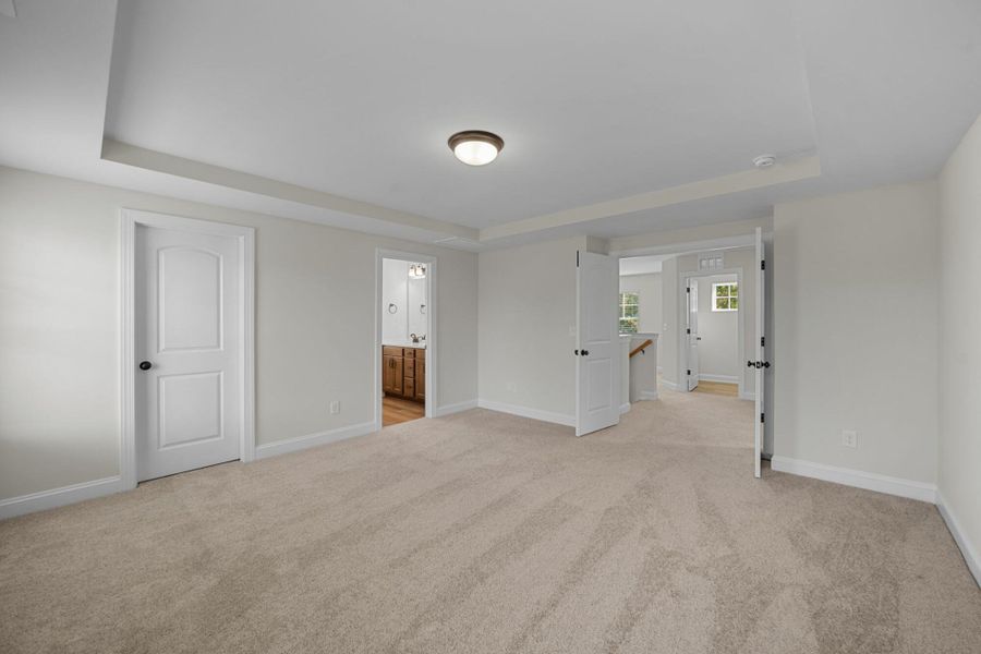 Spacious, unfurnished interior of a new home in Pisgah Park, Kernersville (Image 40).