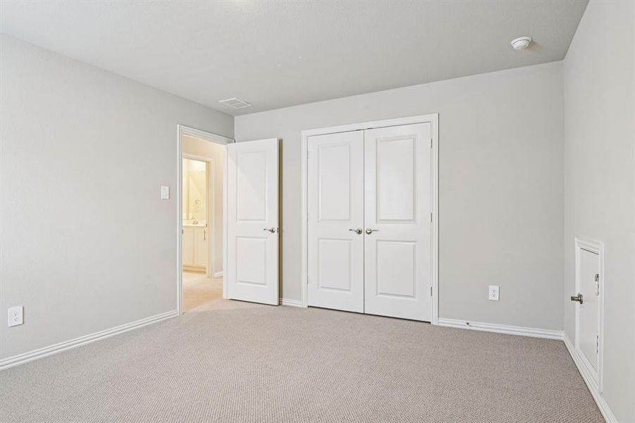 Spacious, unfurnished interior of a new home in Windmore, Princeton (Image 28).