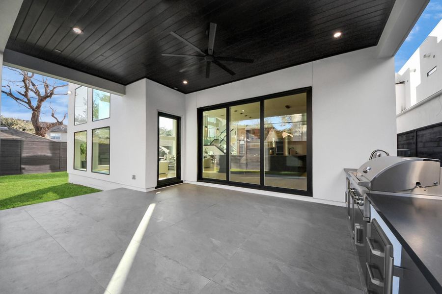 Exterior details and patio area of a home in , Houston (Image 28).