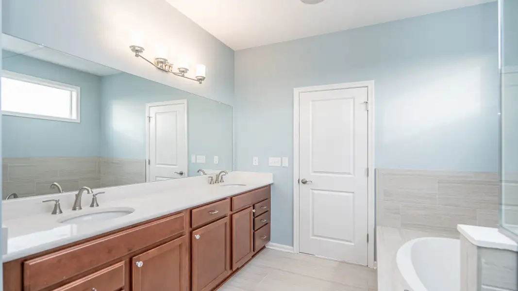 Representative furnished interior of a home built from the The Middleton by Norfolk Homes in Offsite Builds Southern Michigan, Ann Arbor (Image 14).