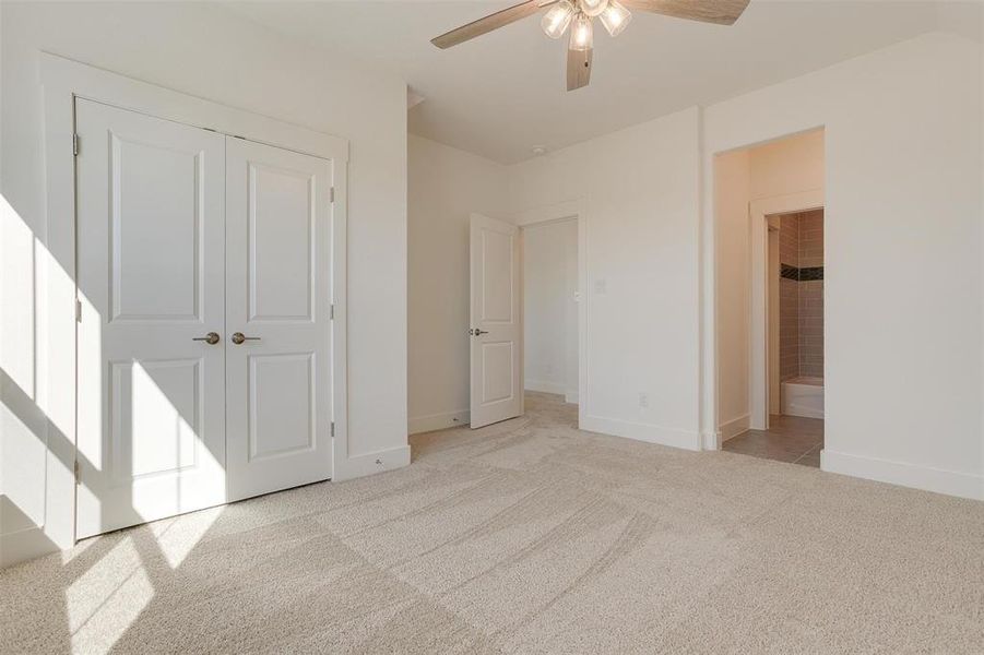 Spacious, unfurnished interior of a new home in Aledo Heights, Aledo (Image 23). Spacious, unfurnished interior of a new home in Aledo Heights, Aledo (Image 23).