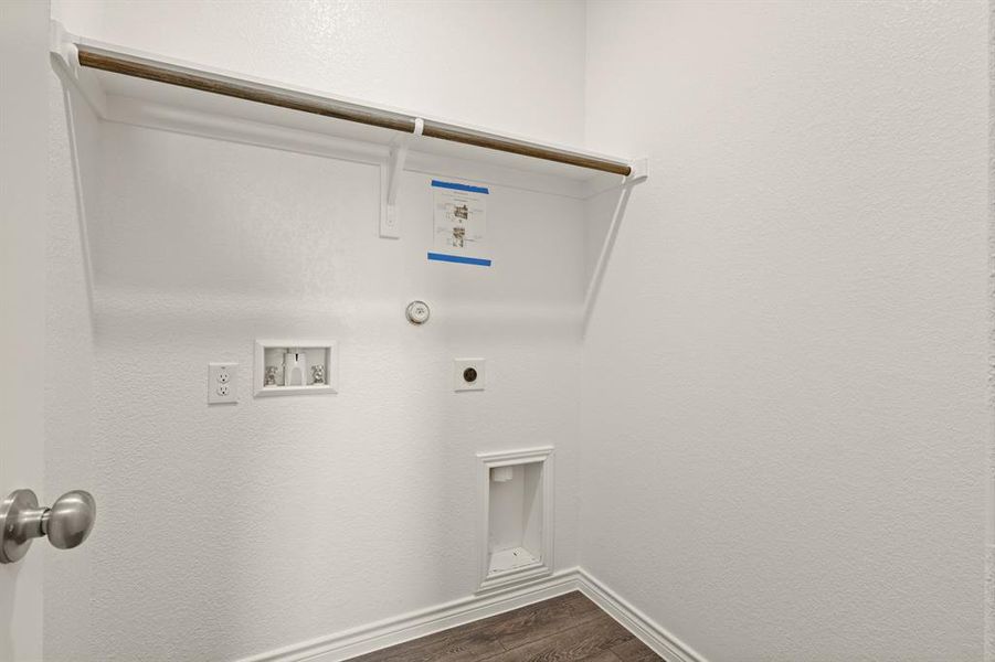 Spacious, unfurnished interior of a new home in Rocky Creek Crossing, Fort Worth (Image 30).