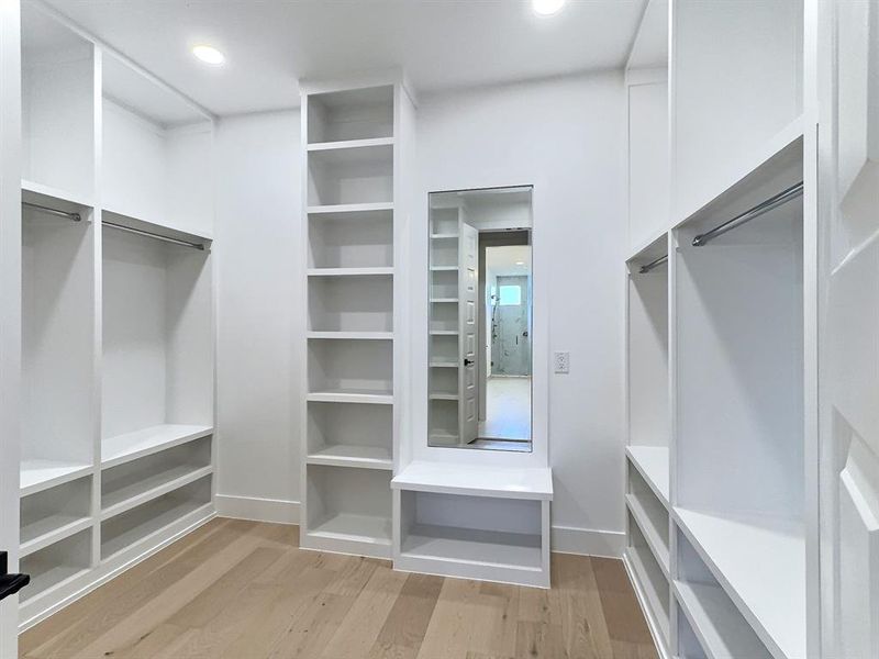 Image 8 of a home in .