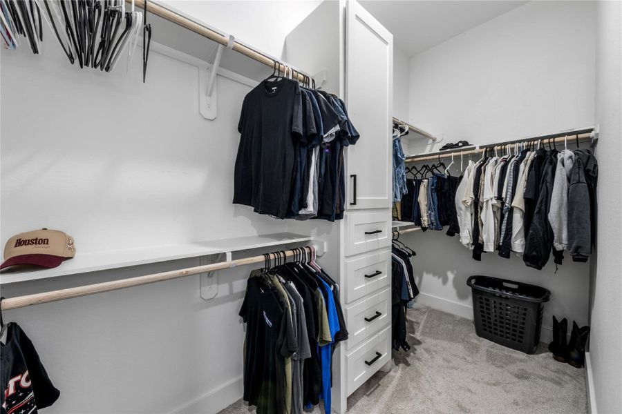 Image 40 of a home in .