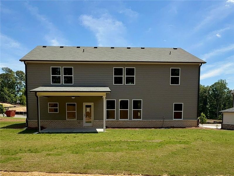 Exterior details and patio area of a home in , Hoschton (Image 4).